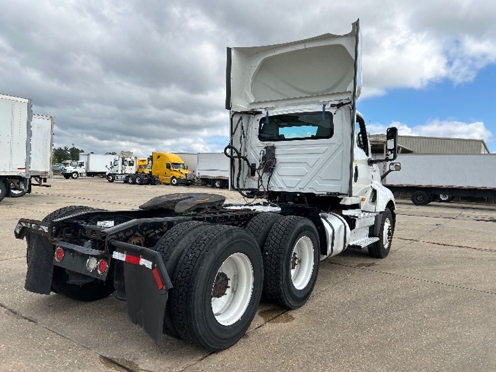 Day Cab Tractor-Heavy Duty Tractors-International-2019-LT625-Hammond-LA-293,113\n\t\tmiles-$ 52,250 - Image 7