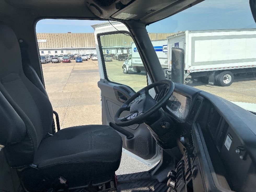 Day Cab Tractor-Heavy Duty Tractors-International-2019-LT625-Hammond-LA-346,614\n\t\tmiles-$ 29,750 - Image 14