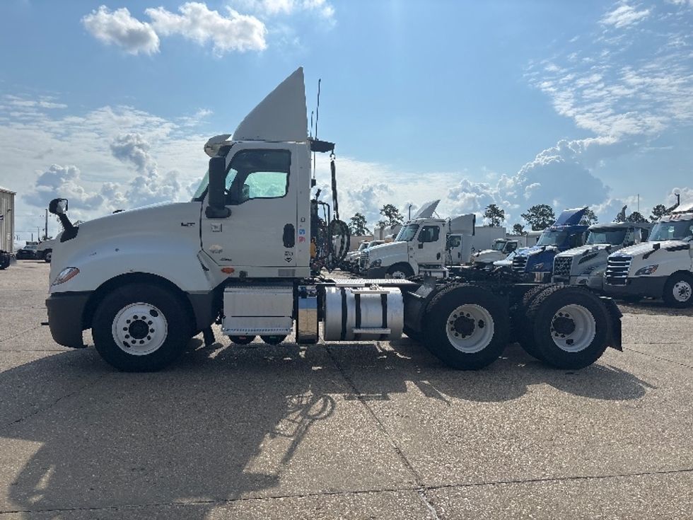 Day Cab Tractor-Heavy Duty Tractors-International-2019-LT625-Hammond-LA-346,614\n\t\tmiles-$ 29,750 - Image 4