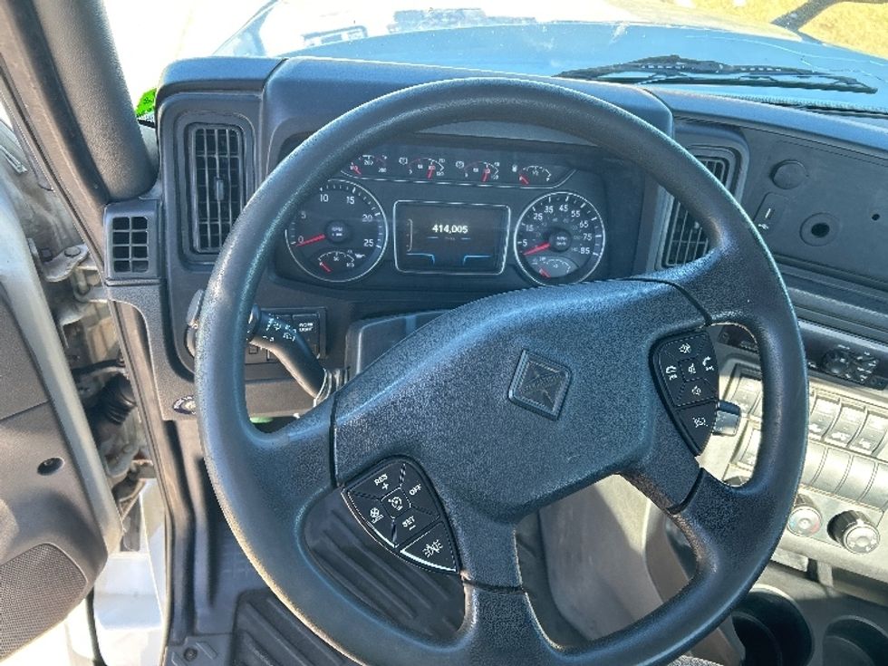 Day Cab Tractor-Heavy Duty Tractors-International-2019-LT625-Hammond-LA-414,006\n\t\tmiles-$ 44,500 - Image 10