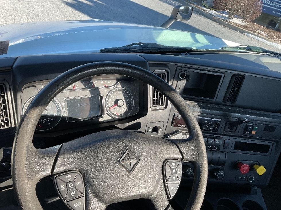 Day Cab Tractor-Heavy Duty Tractors-International-2019-LT625-Harrisburg-PA-200,973\n\t\tmiles-$ 34,750 - Image 11