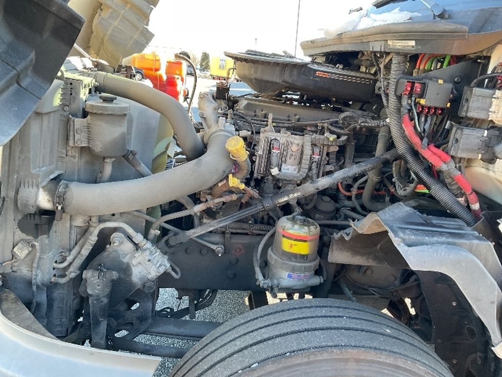 Day Cab Tractor-Heavy Duty Tractors-International-2019-LT625-Harrisburg-PA-200,973\n\t\tmiles-$ 34,750 - Image 16