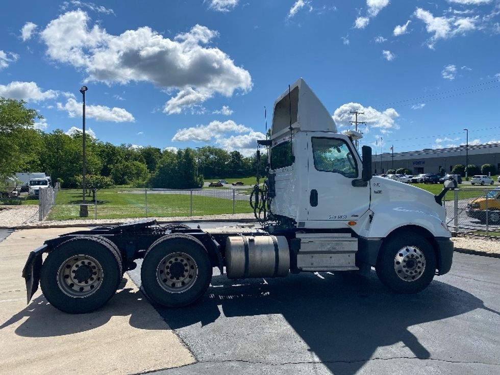 Day Cab Tractor-Heavy Duty Tractors-International-2019-LT625-Harrisburg-PA-340,794\n\t\tmiles-$ 27,750 - Image 8