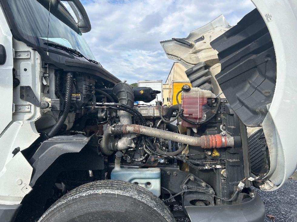 Day Cab Tractor-Heavy Duty Tractors-International-2019-LT625-Harrisburg-PA-392,570\n\t\tmiles-$ 23,000 - Image 14