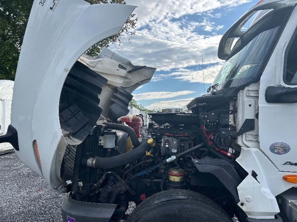 Day Cab Tractor-Heavy Duty Tractors-International-2019-LT625-Harrisburg-PA-392,570\n\t\tmiles-$ 23,000 - Image 15