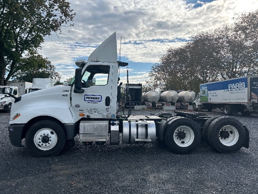 Day Cab Tractor-Heavy Duty Tractors-International-2019-LT625-Harrisburg-PA-392,570\n\t\tmiles-$ 23,000 - Image 4