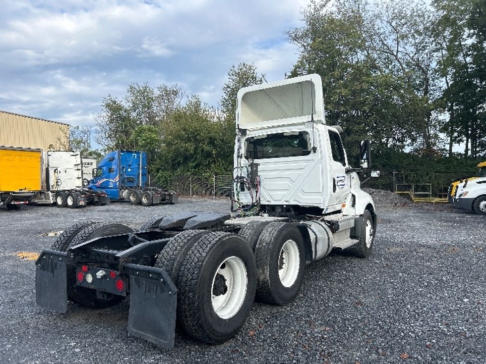 Day Cab Tractor-Heavy Duty Tractors-International-2019-LT625-Harrisburg-PA-392,570\n\t\tmiles-$ 23,000 - Image 7