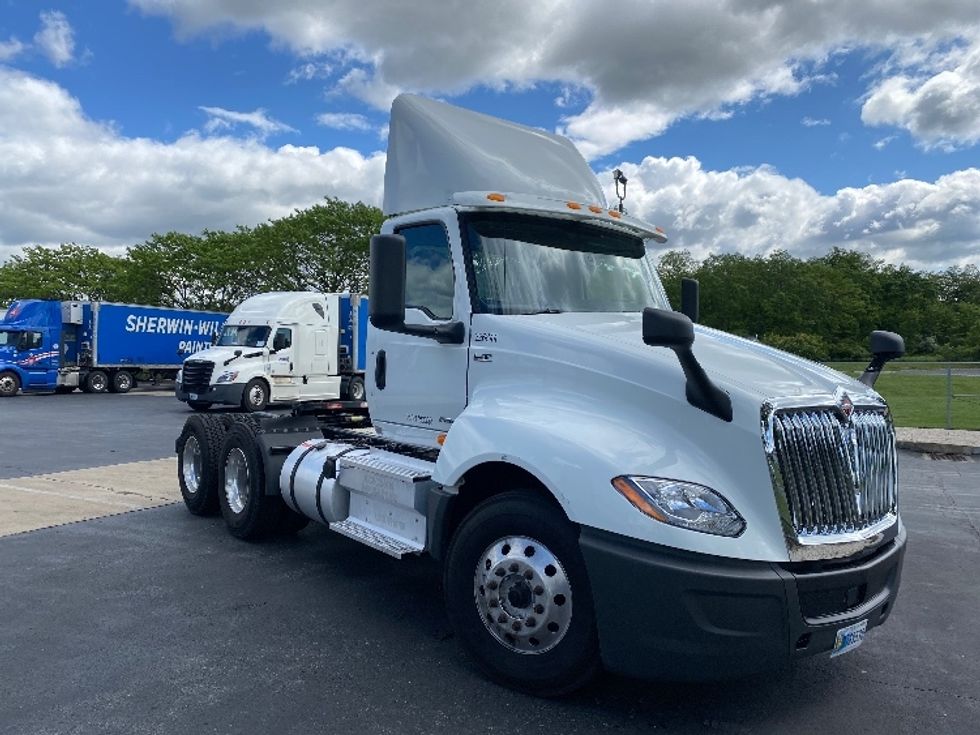 Day Cab Tractor-Heavy Duty Tractors-International-2019-LT625-Harrisburg-PA-406,740\n\t\tmiles-$ 24,250 - Image 1