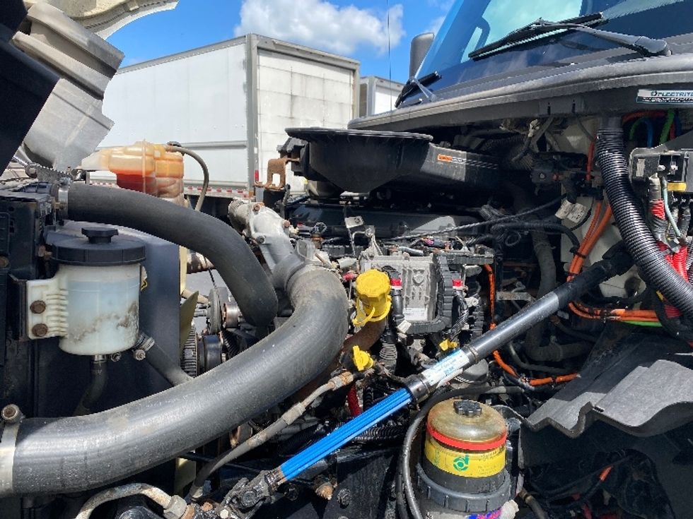 Day Cab Tractor-Heavy Duty Tractors-International-2019-LT625-Harrisburg-PA-406,740\n\t\tmiles-$ 24,250 - Image 16