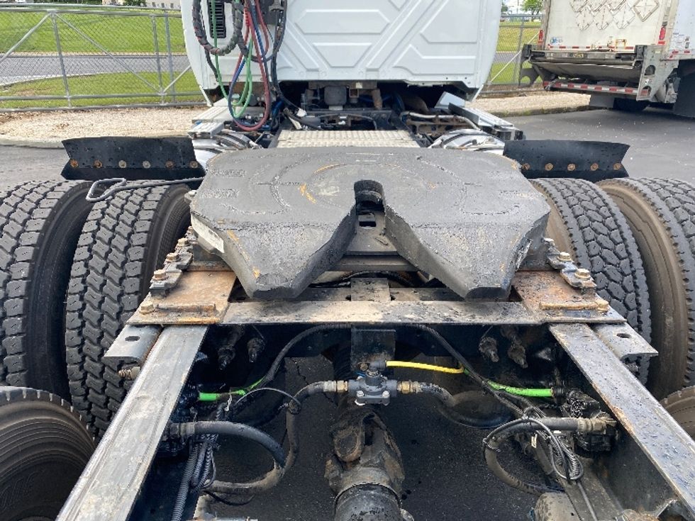 Day Cab Tractor-Heavy Duty Tractors-International-2019-LT625-Harrisburg-PA-406,740\n\t\tmiles-$ 24,250 - Image 6