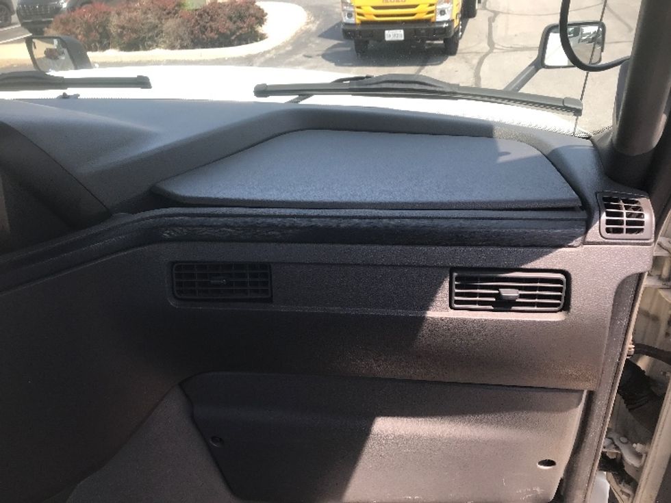 Day Cab Tractor-Heavy Duty Tractors-International-2019-LT625-Harrisburg-PA-492,435\n\t\tmiles-$ 22,750 - Image 13