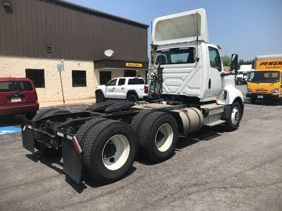 Day Cab Tractor-Heavy Duty Tractors-International-2019-LT625-Harrisburg-PA-492,435\n\t\tmiles-$ 22,750 - Image 7