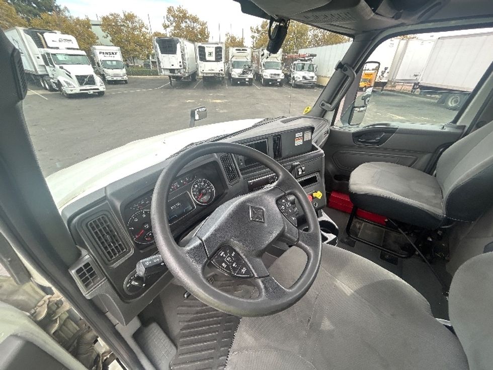Day Cab Tractor-Heavy Duty Tractors-International-2019-LT625-Hayward-CA-212,237\n\t\tmiles-$ 27,500 - Image 10