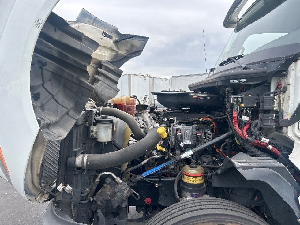 Day Cab Tractor-Heavy Duty Tractors-International-2019-LT625-Hayward-CA-212,237\n\t\tmiles-$ 27,500 - Image 16