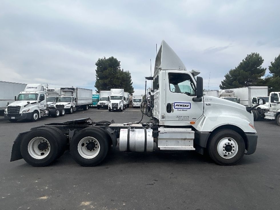 Day Cab Tractor-Heavy Duty Tractors-International-2019-LT625-Hayward-CA-212,237\n\t\tmiles-$ 27,500 - Image 8