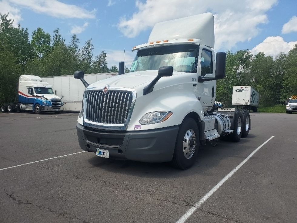 Day Cab Tractor-Heavy Duty Tractors-International-2019-LT625-Hazleton-PA-405,001\n\t\tmiles-$ 24,250 - Image 3