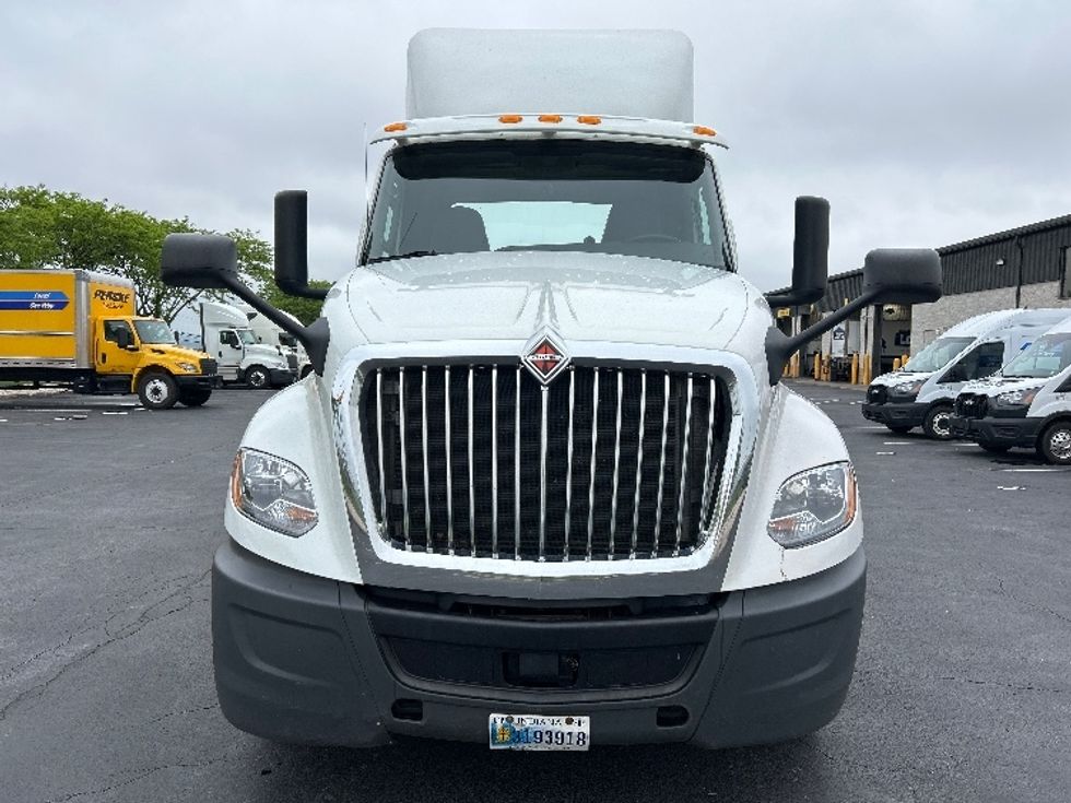 Day Cab Tractor-Heavy Duty Tractors-International-2019-LT625-Hazleton-PA-441,039\n\t\tmiles-$ 22,750 - Image 2