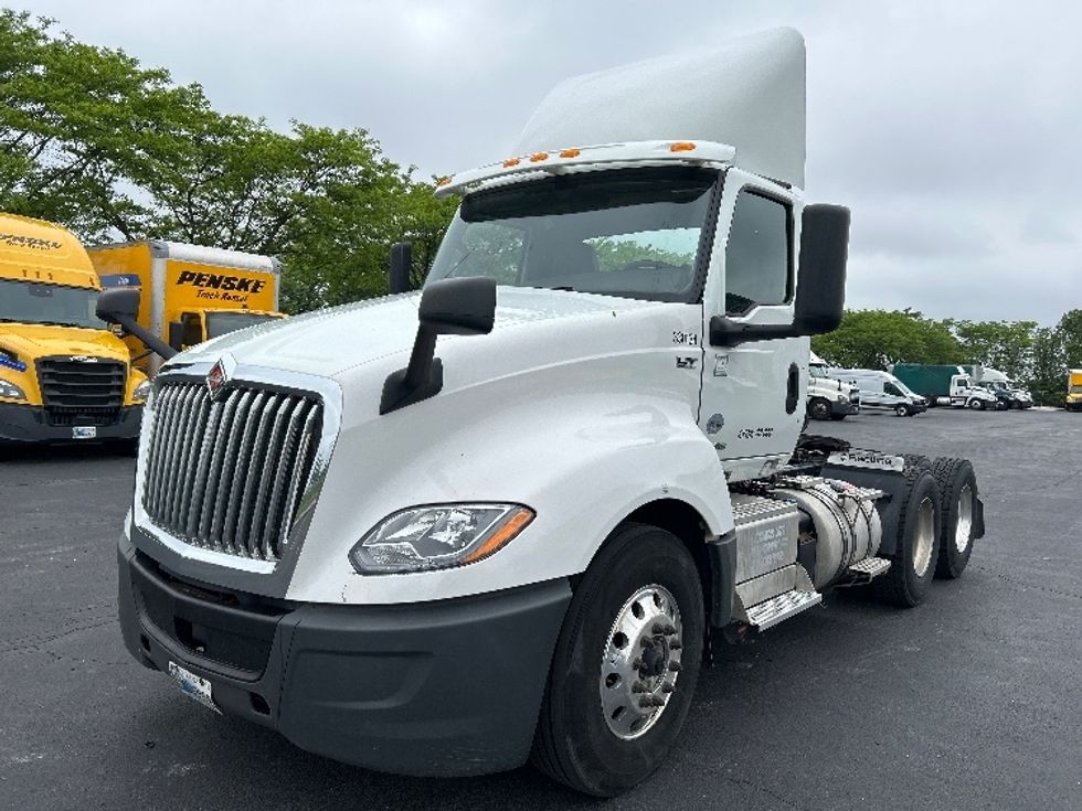 Day Cab Tractor-Heavy Duty Tractors-International-2019-LT625-Hazleton-PA-441,039\n\t\tmiles-$ 22,750 - Image 3