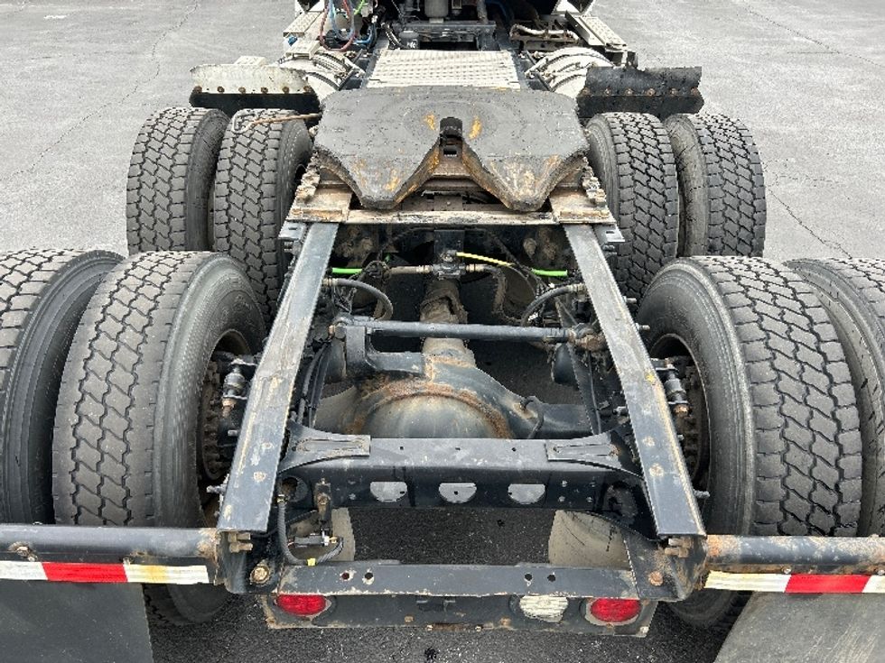 Day Cab Tractor-Heavy Duty Tractors-International-2019-LT625-Hazleton-PA-441,039\n\t\tmiles-$ 22,750 - Image 6