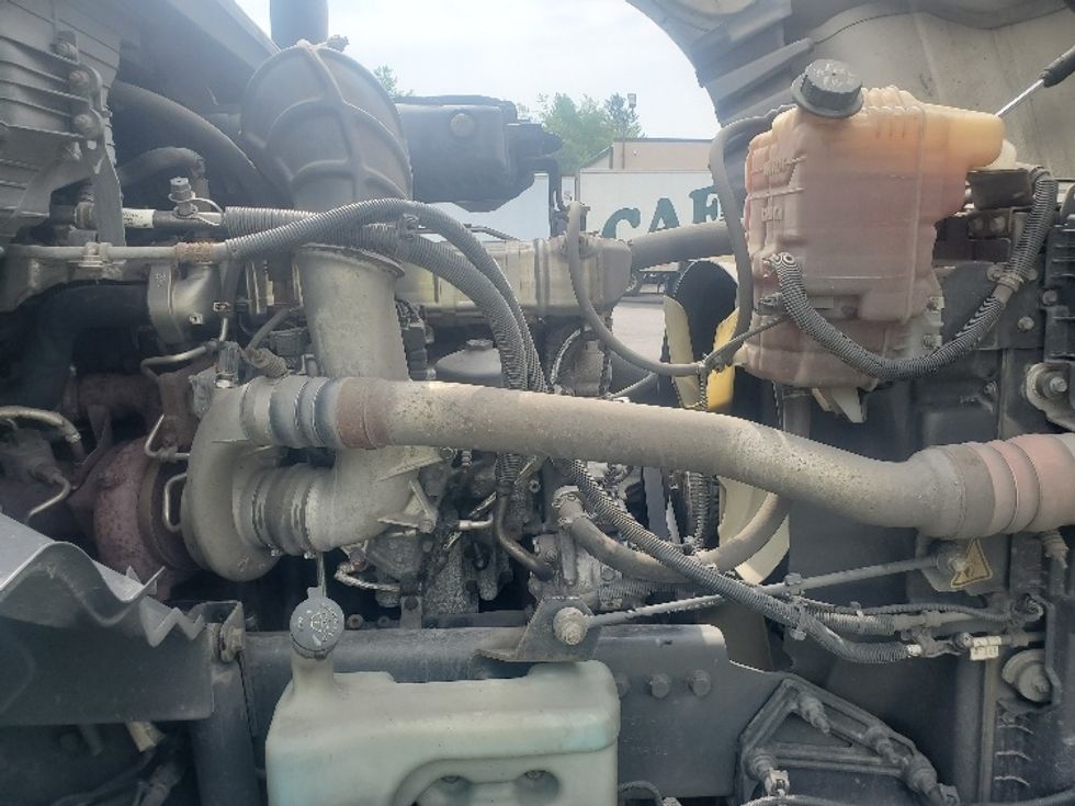 Day Cab Tractor-Heavy Duty Tractors-International-2019-LT625-Hazleton-PA-441,414\n\t\tmiles-$ 23,500 - Image 15