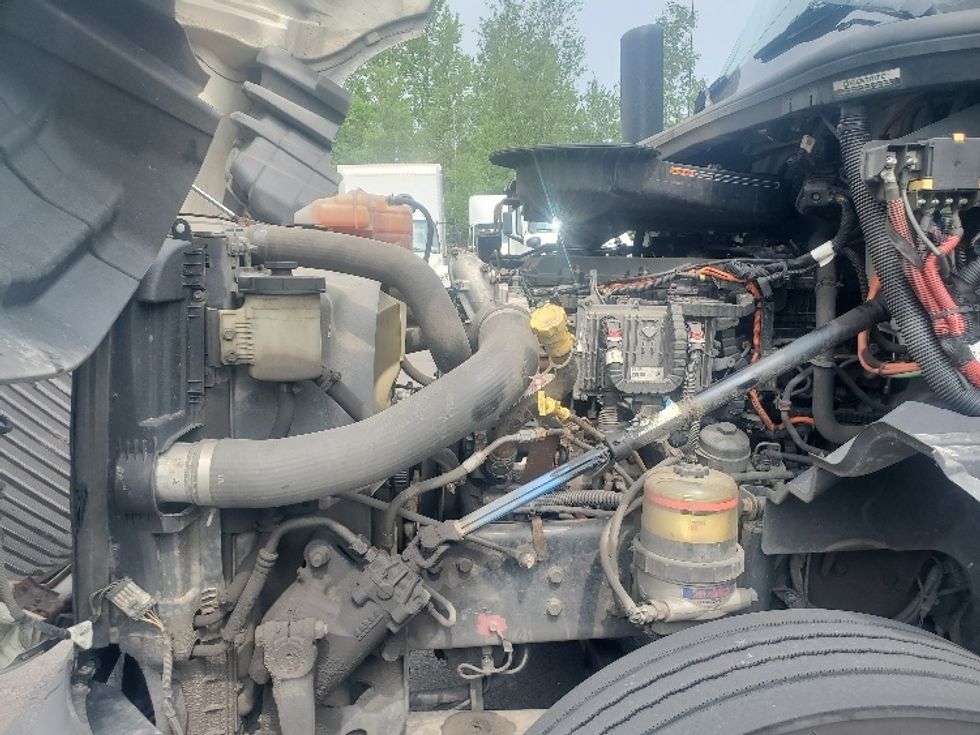 Day Cab Tractor-Heavy Duty Tractors-International-2019-LT625-Hazleton-PA-441,414\n\t\tmiles-$ 23,500 - Image 16