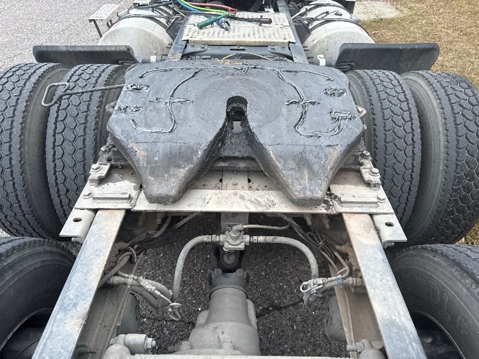 Day Cab Tractor-Heavy Duty Tractors-International-2019-LT625-Homewood-AL-425,337\n\t\tmiles-$ 30,500 - Image 6