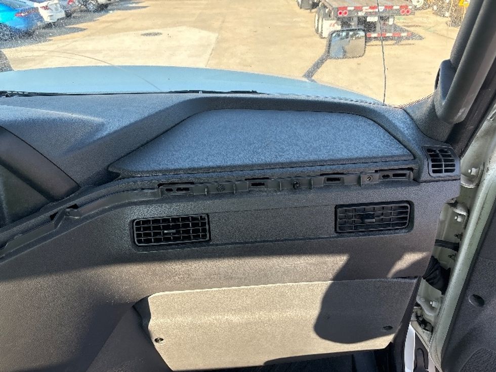 Day Cab Tractor-Heavy Duty Tractors-International-2019-LT625-Houston-TX-233,896\n\t\tmiles-$ 40,250 - Image 13