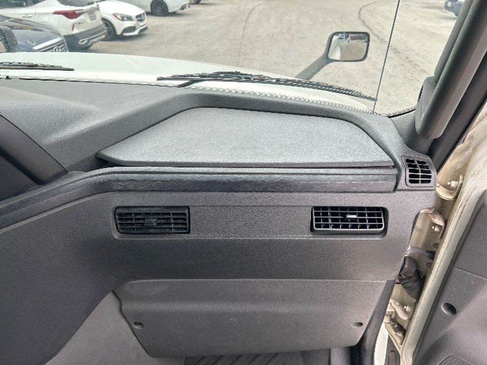 Day Cab Tractor-Heavy Duty Tractors-International-2019-LT625-Houston-TX-315,436\n\t\tmiles-$ 35,000 - Image 13