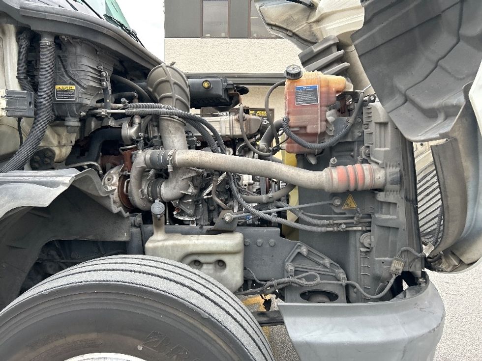 Day Cab Tractor-Heavy Duty Tractors-International-2019-LT625-Houston-TX-315,436\n\t\tmiles-$ 35,000 - Image 15