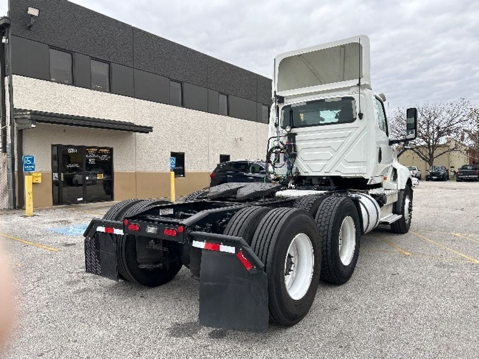 Day Cab Tractor-Heavy Duty Tractors-International-2019-LT625-Houston-TX-315,436\n\t\tmiles-$ 35,000 - Image 7