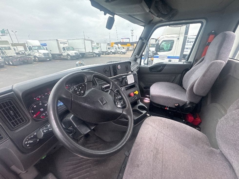 Day Cab Tractor-Heavy Duty Tractors-International-2019-LT625-Indianapolis-IN-557,797\n\t\tmiles-$ 22,000 - Image 10
