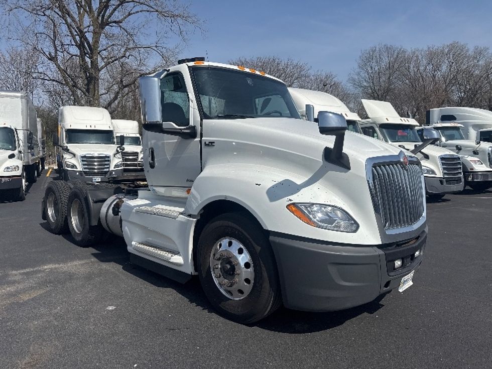 Day Cab Tractor-Heavy Duty Tractors-International-2019-LT625-Indianapolis-IN-596,859\n\t\tmiles-$ 22,000 - Image 1