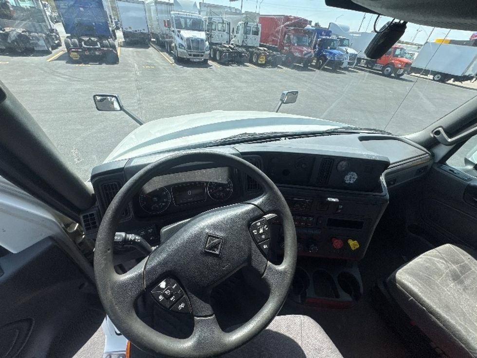Day Cab Tractor-Heavy Duty Tractors-International-2019-LT625-Indianapolis-IN-596,859\n\t\tmiles-$ 22,000 - Image 11