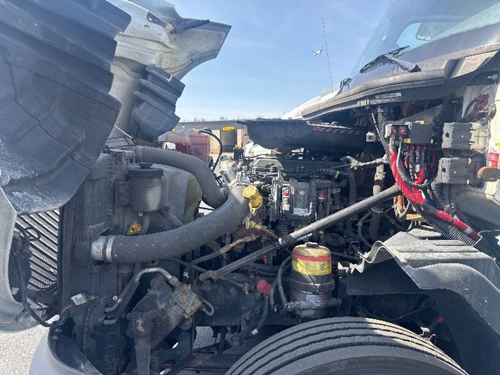 Day Cab Tractor-Heavy Duty Tractors-International-2019-LT625-Indianapolis-IN-596,859\n\t\tmiles-$ 22,000 - Image 16