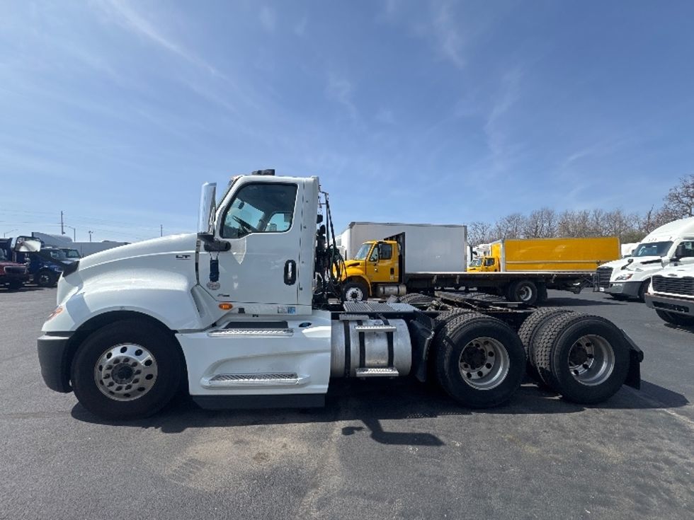 Day Cab Tractor-Heavy Duty Tractors-International-2019-LT625-Indianapolis-IN-596,859\n\t\tmiles-$ 22,000 - Image 4
