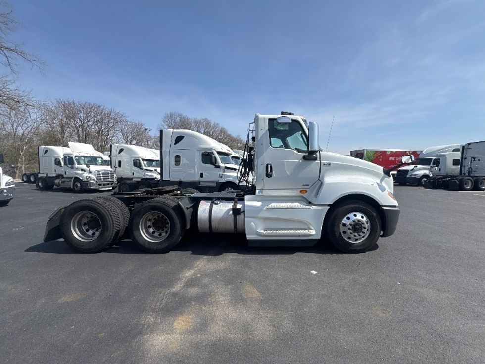 Day Cab Tractor-Heavy Duty Tractors-International-2019-LT625-Indianapolis-IN-596,859\n\t\tmiles-$ 22,000 - Image 8