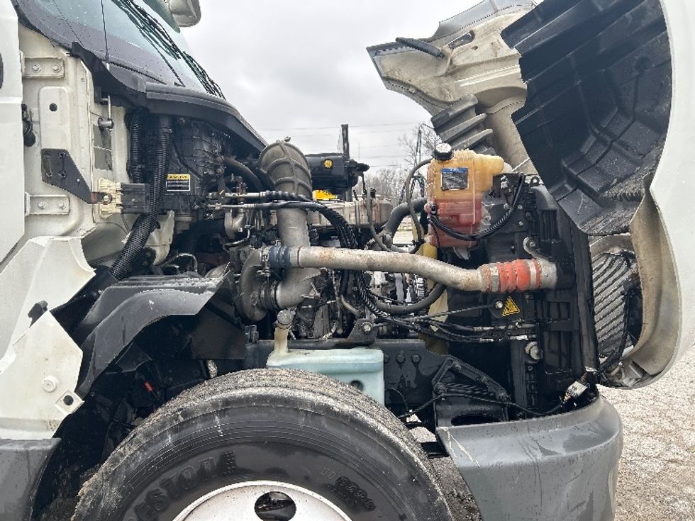 Day Cab Tractor-Heavy Duty Tractors-International-2019-LT625-Jackson-TN-363,995\n\t\tmiles-$ 27,000 - Image 15