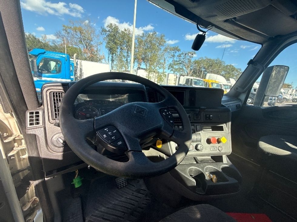 Day Cab Tractor-Heavy Duty Tractors-International-2019-LT625-Jacksonville-FL-513,055\n\t\tmiles-$ 22,250 - Image 10