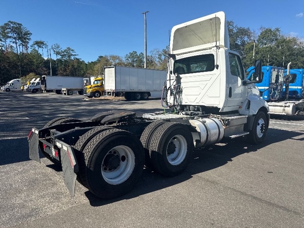Day Cab Tractor-Heavy Duty Tractors-International-2019-LT625-Jacksonville-FL-513,055\n\t\tmiles-$ 22,250 - Image 7
