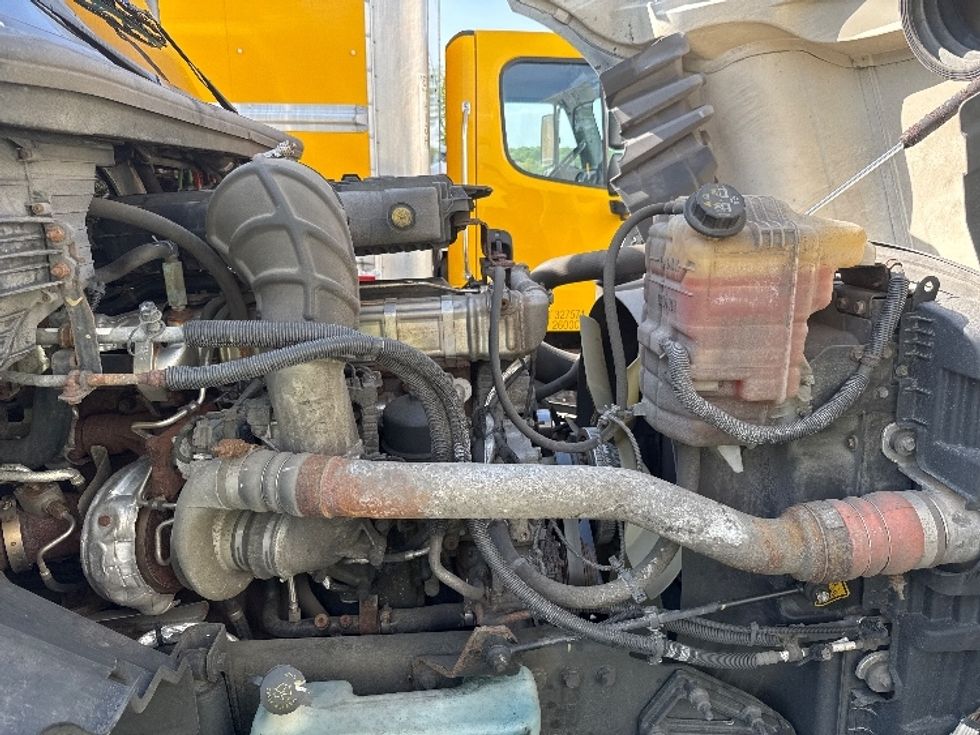 Day Cab Tractor-Heavy Duty Tractors-International-2019-LT625-Jessup-MD-203,633\n\t\tmiles-$ 31,000 - Image 15