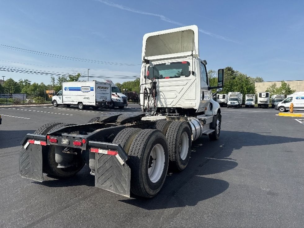 Day Cab Tractor-Heavy Duty Tractors-International-2019-LT625-Jessup-MD-203,633\n\t\tmiles-$ 31,000 - Image 6
