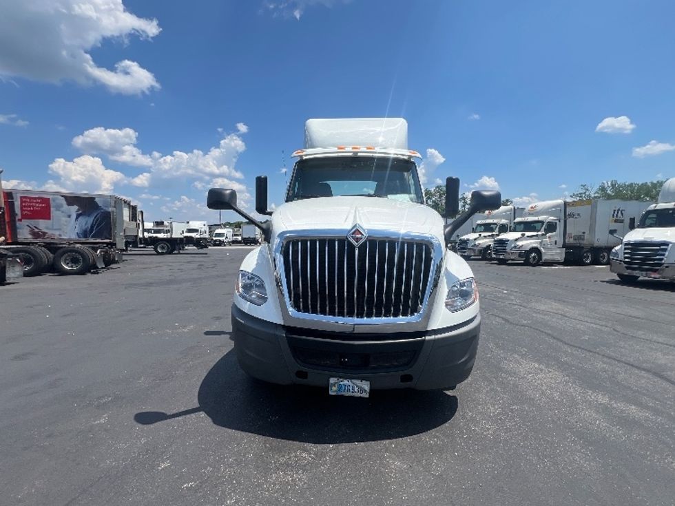 Day Cab Tractor-Heavy Duty Tractors-International-2019-LT625-Jessup-MD-336,368\n\t\tmiles-$ 27,250 - Image 2