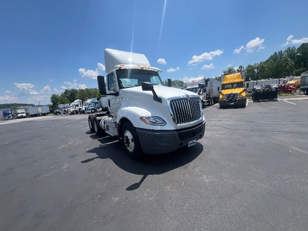 Day Cab Tractor-Heavy Duty Tractors-International-2019-LT625-Jessup-MD-336,368\n\t\tmiles-$ 27,250 - Image 3