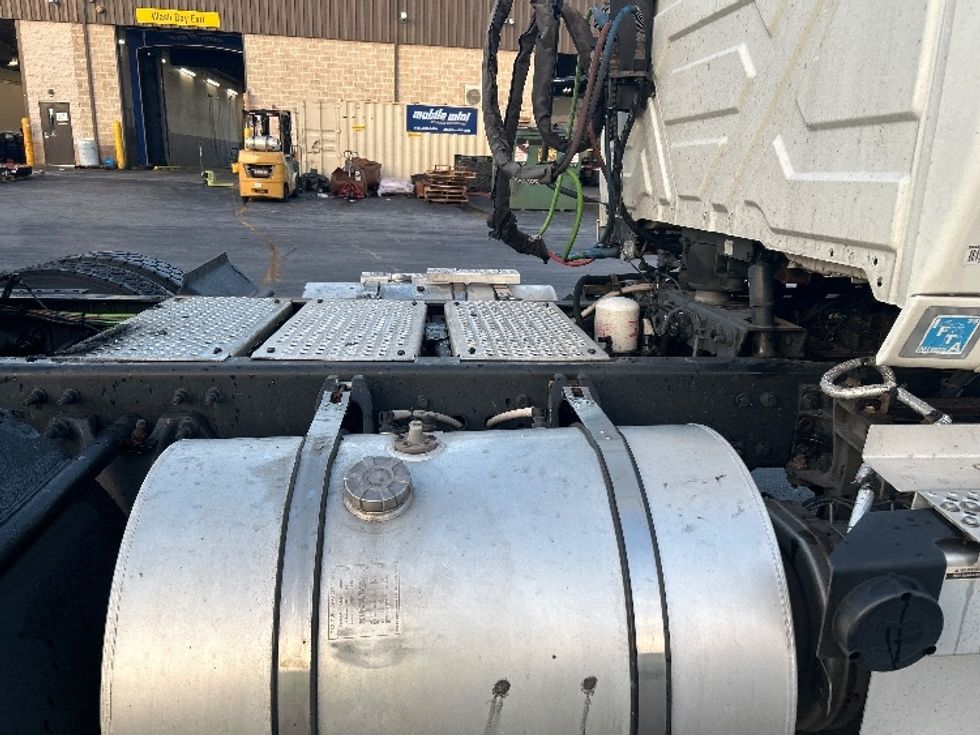 Day Cab Tractor-Heavy Duty Tractors-International-2019-LT625-Jessup-MD-395,621\n\t\tmiles-$ 24,500 - Image 15