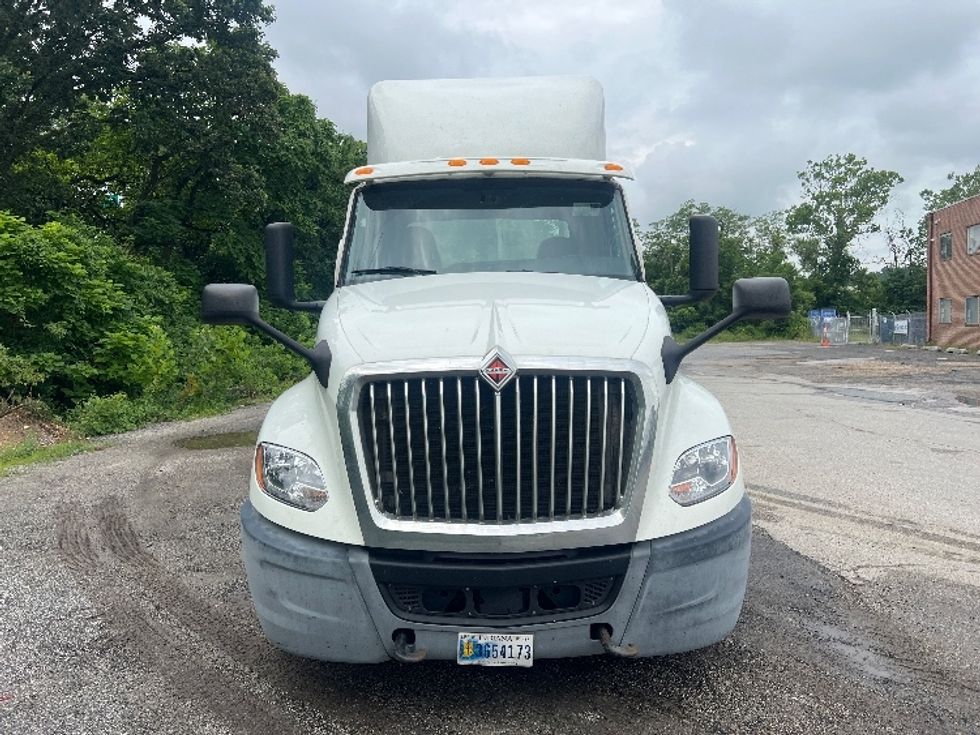 Day Cab Tractor-Heavy Duty Tractors-International-2019-LT625-Jessup-MD-515,000\n\t\tmiles-$ 22,500 - Image 2