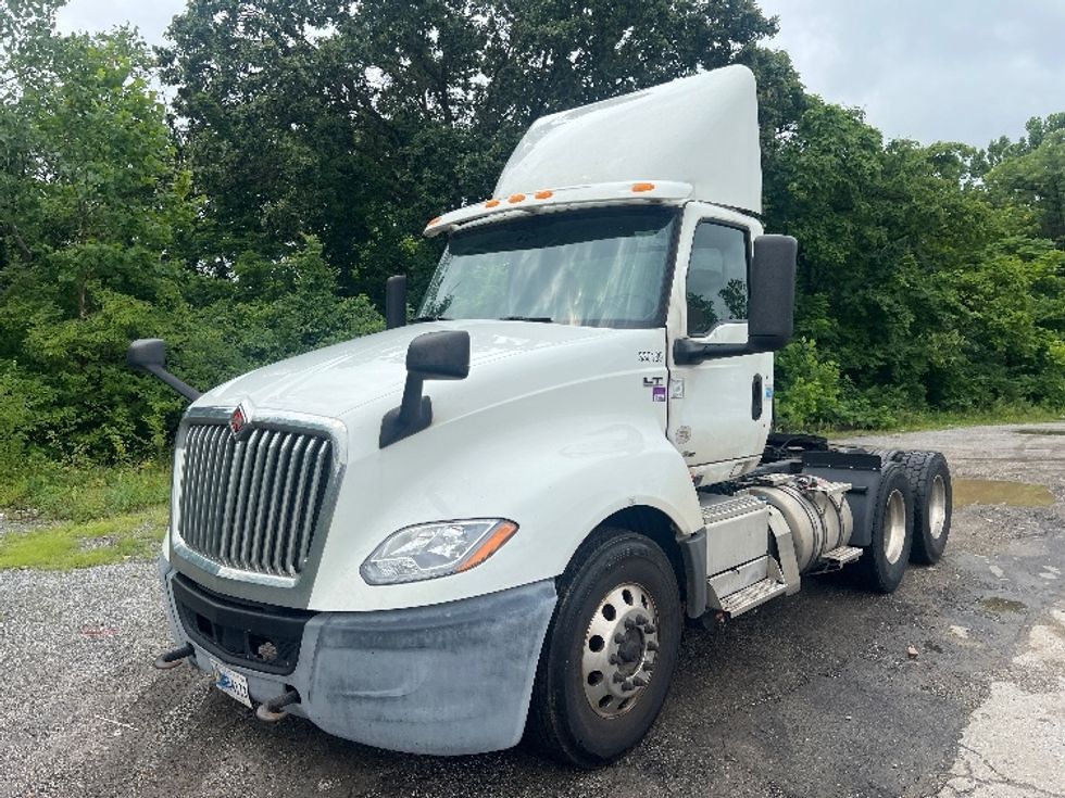 Day Cab Tractor-Heavy Duty Tractors-International-2019-LT625-Jessup-MD-515,000\n\t\tmiles-$ 22,500 - Image 3