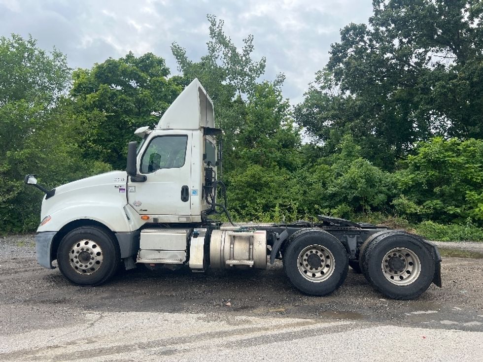 Day Cab Tractor-Heavy Duty Tractors-International-2019-LT625-Jessup-MD-515,000\n\t\tmiles-$ 22,500 - Image 4