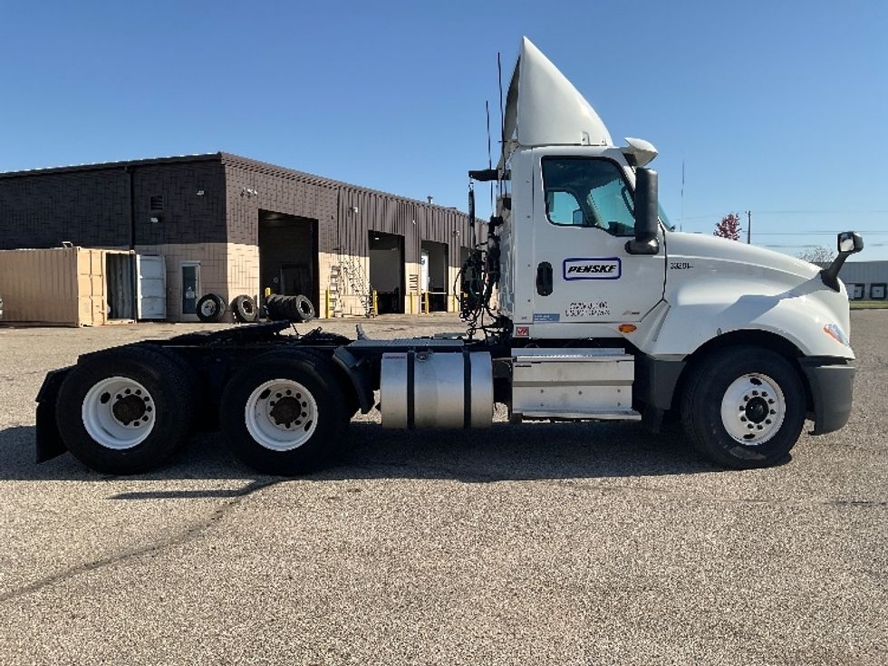 Day Cab Tractor-Heavy Duty Tractors-International-2019-LT625-Kalamazoo-MI-446,038\n\t\tmiles-$ 21,750 - Image 8