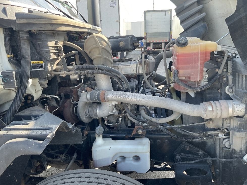 Day Cab Tractor-Heavy Duty Tractors-International-2019-LT625-Kansas City-MO-175,423\n\t\tmiles-$ 25,750 - Image 15