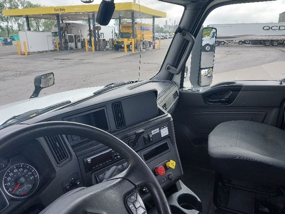 Day Cab Tractor-Heavy Duty Tractors-International-2019-LT625-Kansas City-MO-534,776\n\t\tmiles-$ 22,750 - Image 10